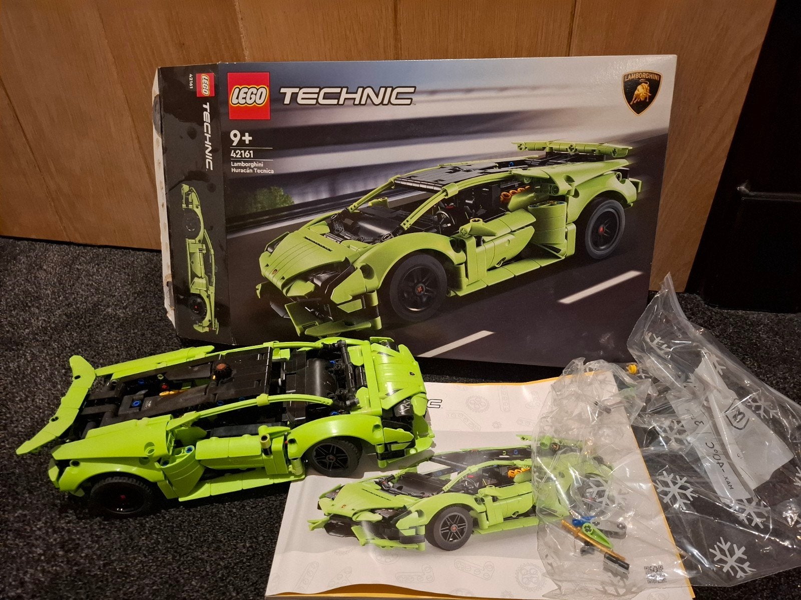 Lego Technic 42161 Lamborghini Huracán Tecnica, Ophalen of Verzenden, Zo goed als nieuw