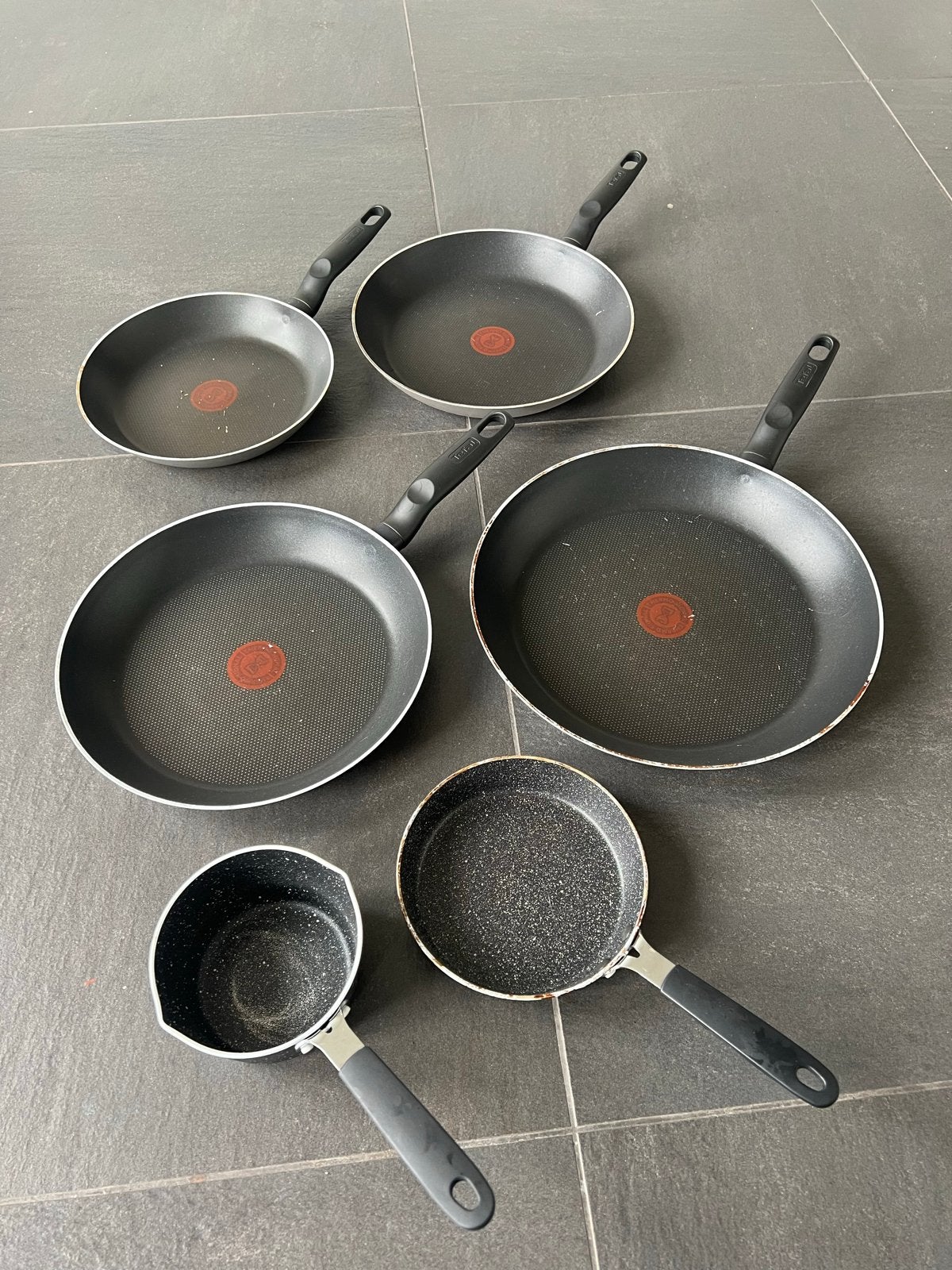 Pannenset - Diverse pannen met antiaanbaklaag, Ophalen, Overige materialen, Antiaanbaklaag, Pannenset