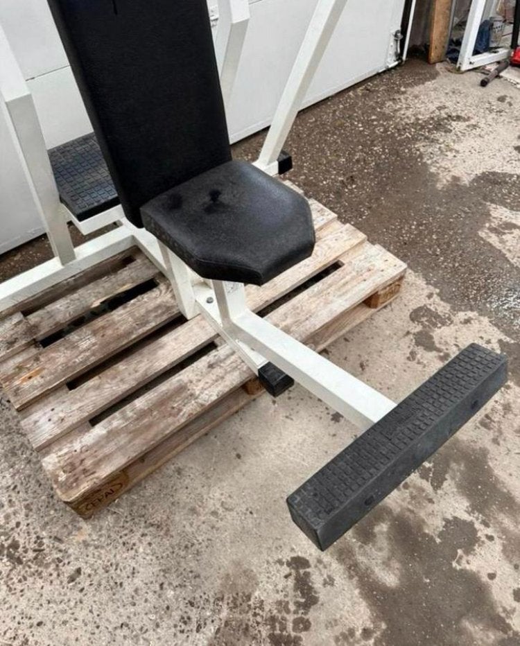 Technogym Isotonic shoulderbench / military press, Sport en Fitness, Fitnessmaterialen, Ophalen, Benen, Gebruikt, -