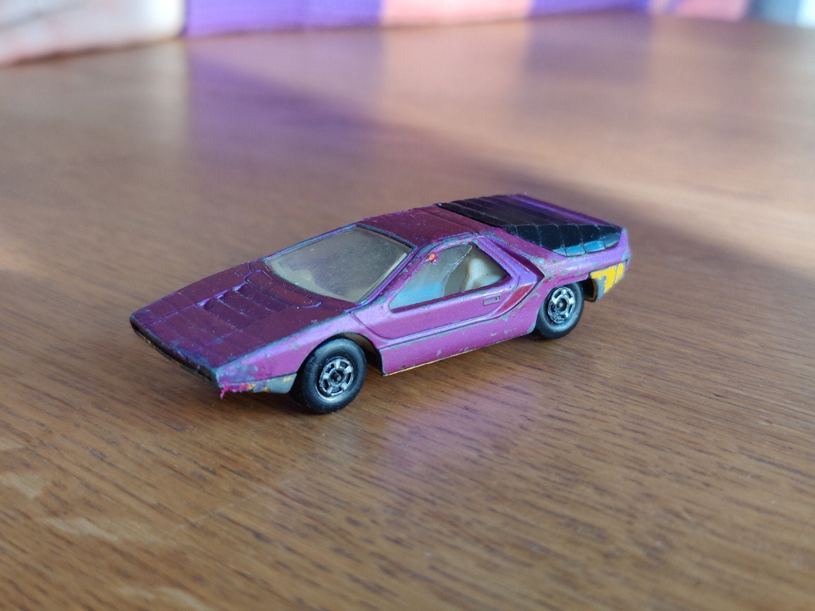 Matchbox Alfa Romeo Carabo ROZE, Ophalen, Zo goed als nieuw, Auto