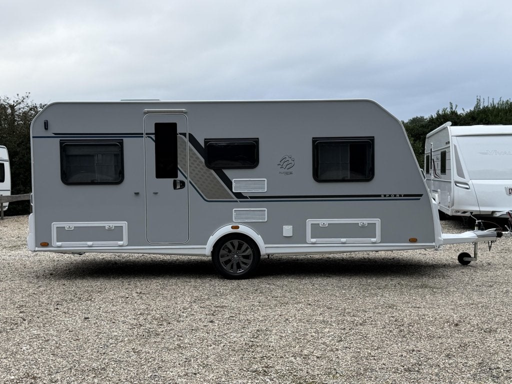 Knaus Sport Platinum 500 EU Model 2027, Caravans en Kamperen, Serviceluik, Standaardzit, Bedrijf, Knaus