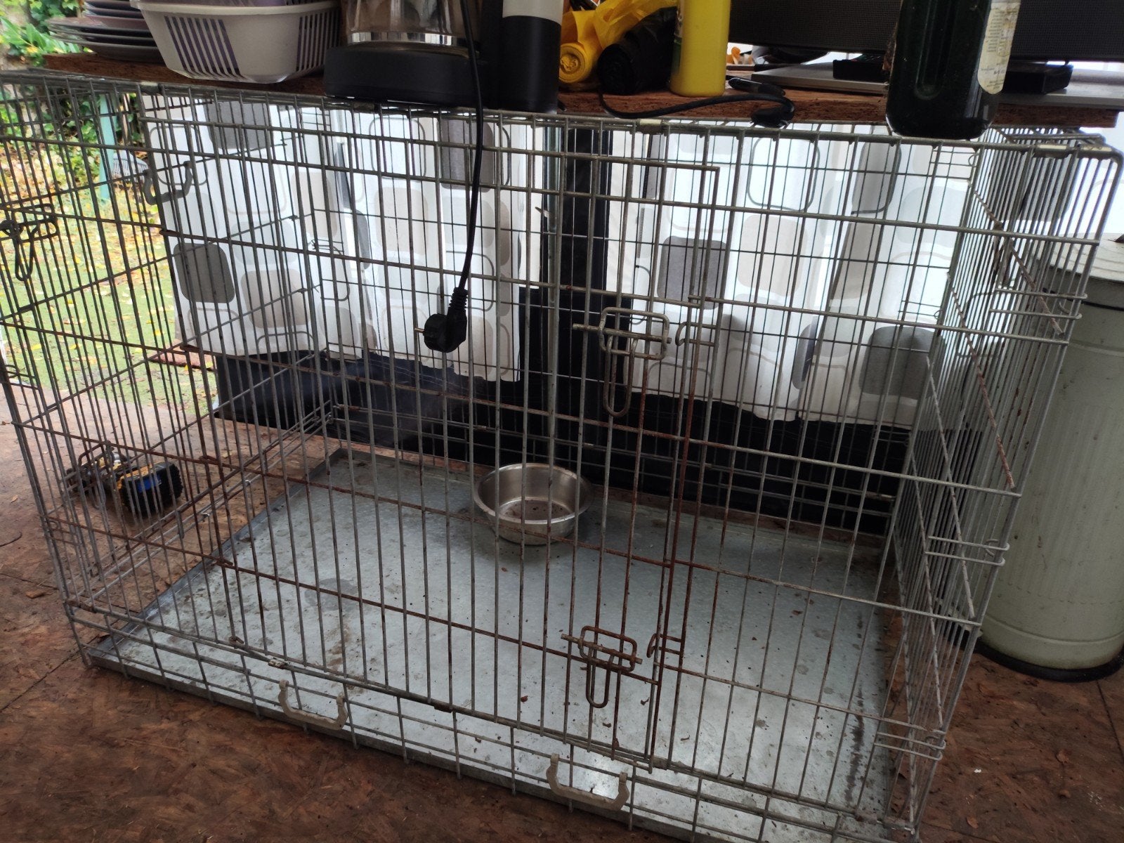 grote metalen honden bench. inklapbaar, Dieren en Toebehoren, Ophalen, Gebruikt