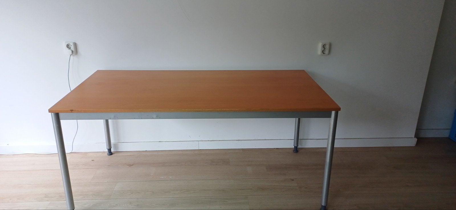 Stevige in hoogte verstelbare (vergader)tafel 160x80 cm, Gebruikt, 50 tot 100 cm, 150 tot 200 cm, Vier personen