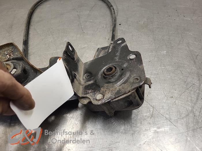 Ophangmechaniek reservewiel van een Nissan Interstar, Auto-onderdelen, Gebruikt, -, -, Ophalen of Verzenden