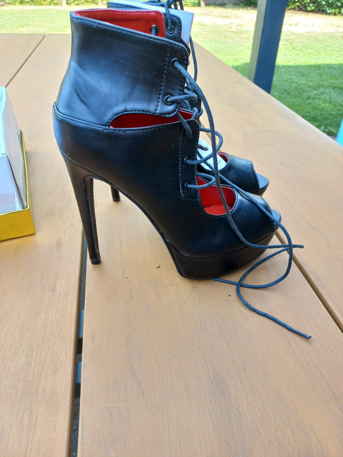 Zwarte Peep-Toe Plateauhakken met Veters, Verzenden, Zwart, Schoenen met hoge hakken, Onbekend
