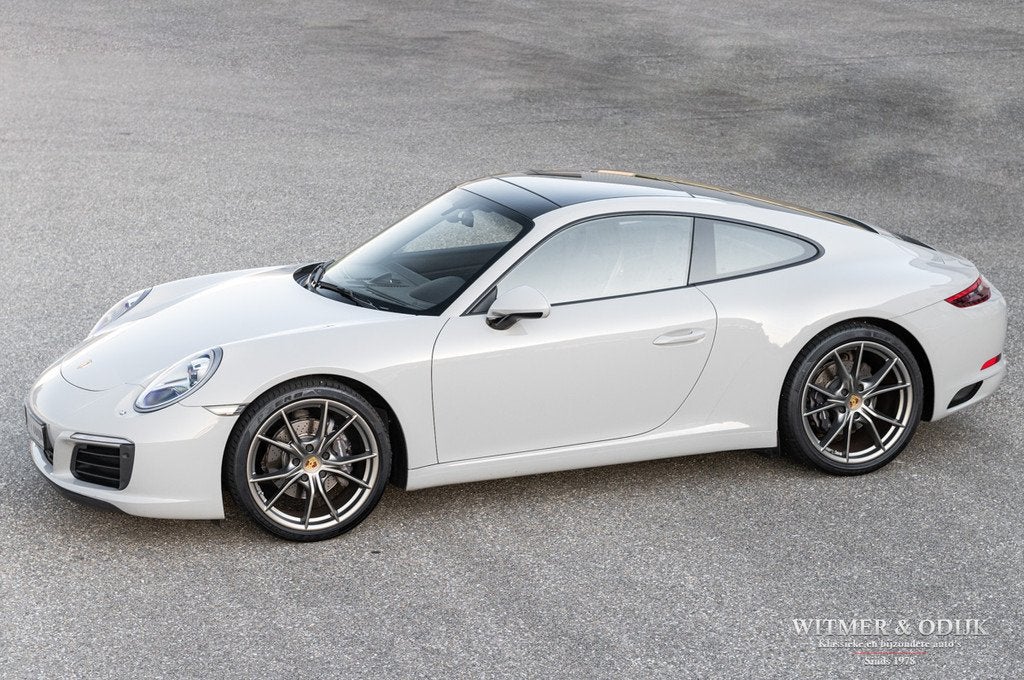 Porsche 911 3.0 Carrera Zeldzame kleurstelling (bj 2018), Auto's, Porsche, Achterwielaandrijving, Gebruikt, Zwart, 4 stoelen