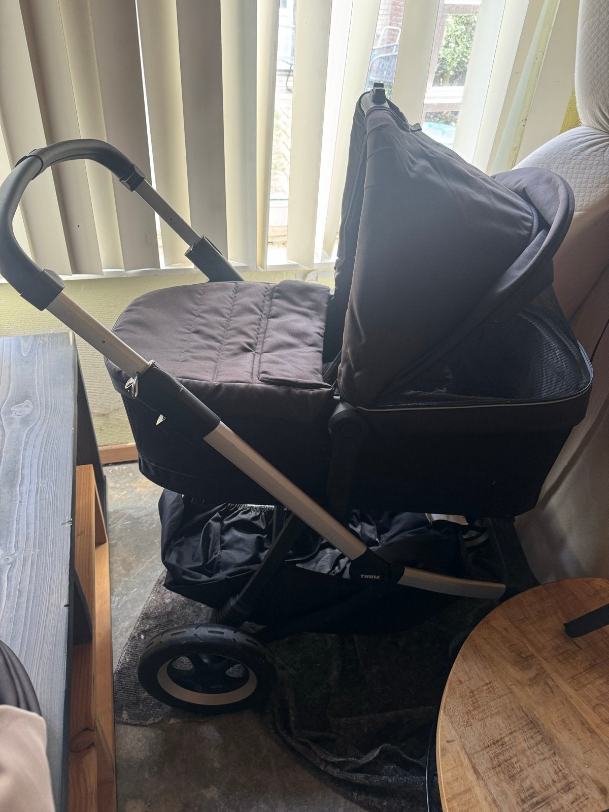 Thule kinderwagen met regenhoes - onderstel is lam, Ophalen, Gebruikt, Kinderwagen, Overige merken