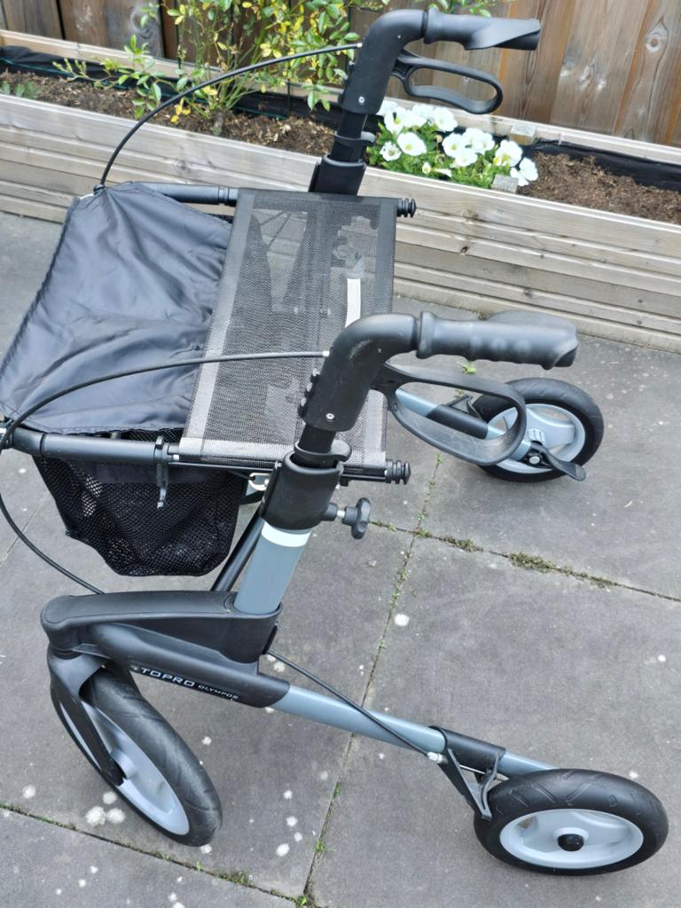 Rollator topro olympos M, Ophalen, Opvouwbaar, Zo goed als nieuw