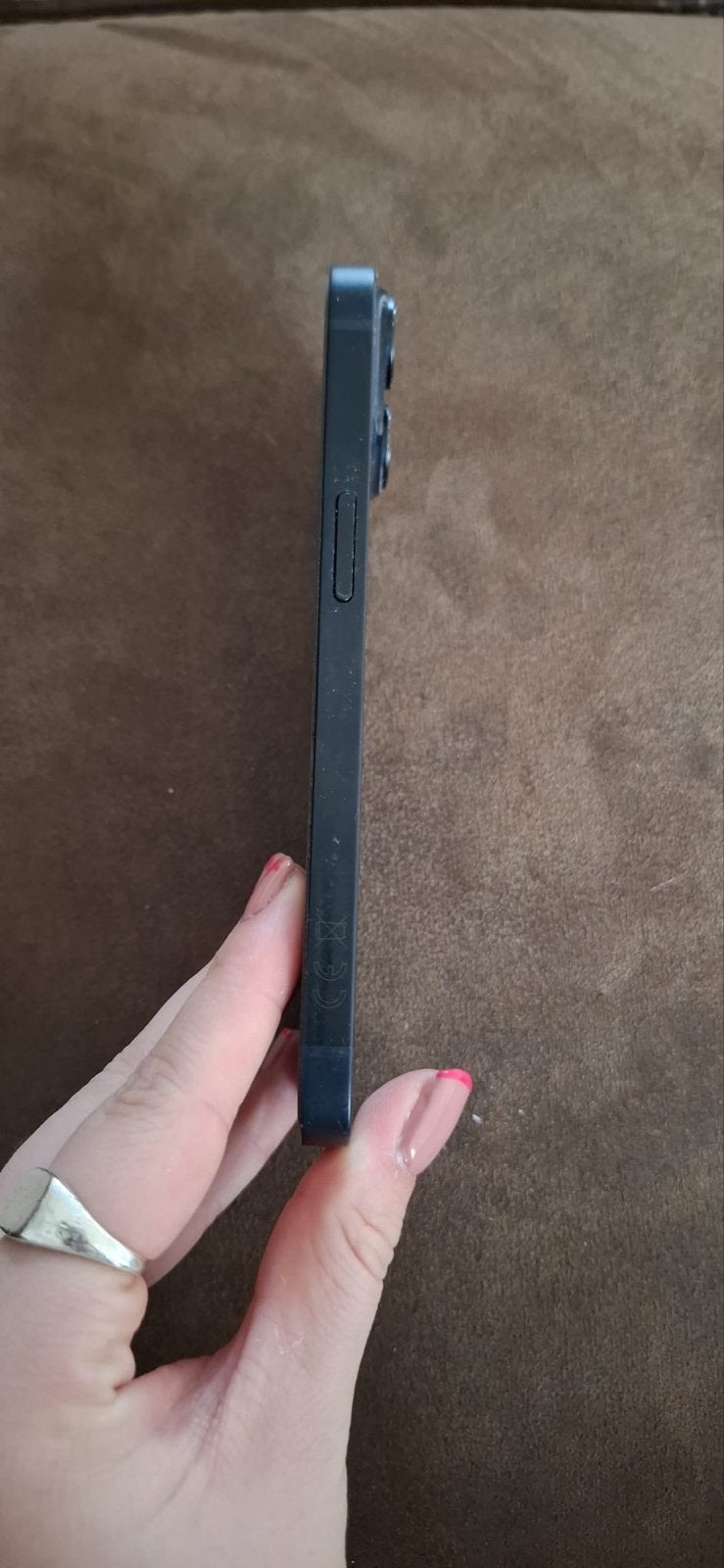 Foto 4 van iPhone 14 128GB - 82% batterij - incl. doos en hoesjes