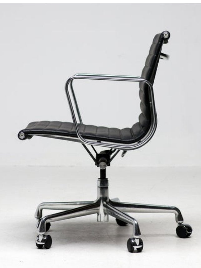 Herman Miller EA117 (VS EA335), Ophalen, -, Zwart, -