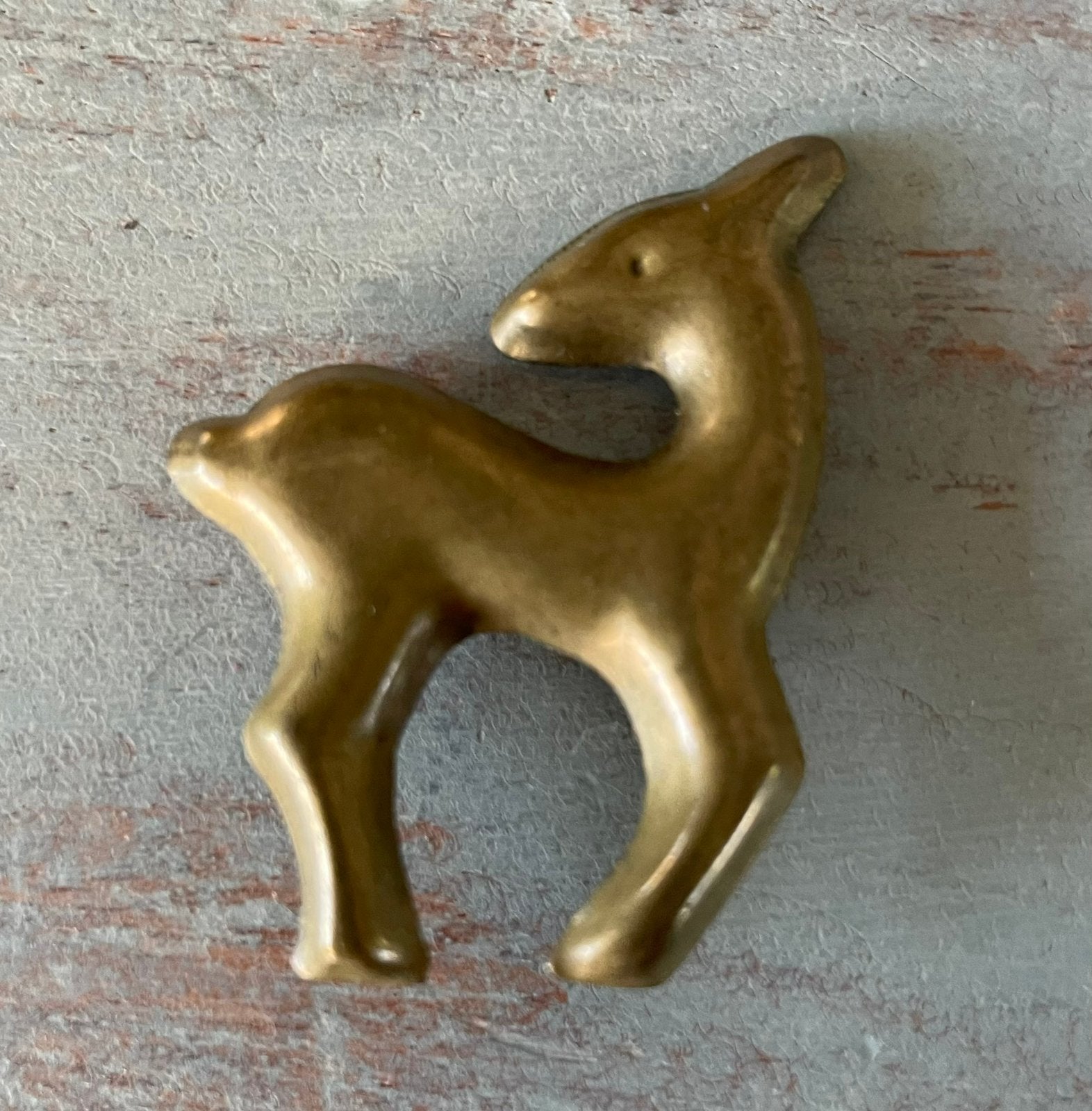 Prachtige broche hert hertje ree koper, Ophalen of Verzenden, Zo goed als nieuw, Overige materialen