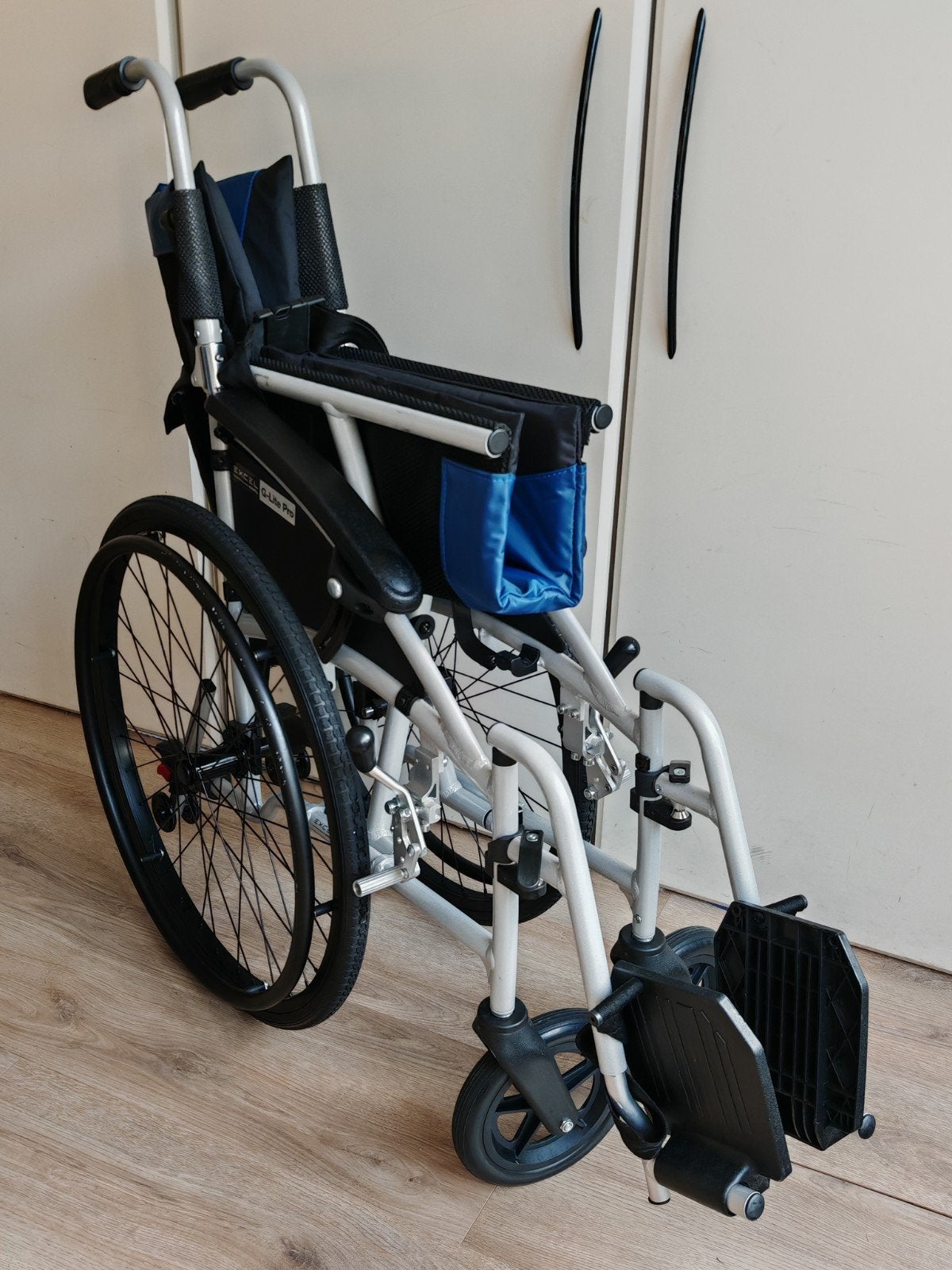 ZGAN lichtgewicht opvouwbare Rolstoel Excel G-Lite Pro, Ophalen, Inklapbaar, Zo goed als nieuw, Duwrolstoel
