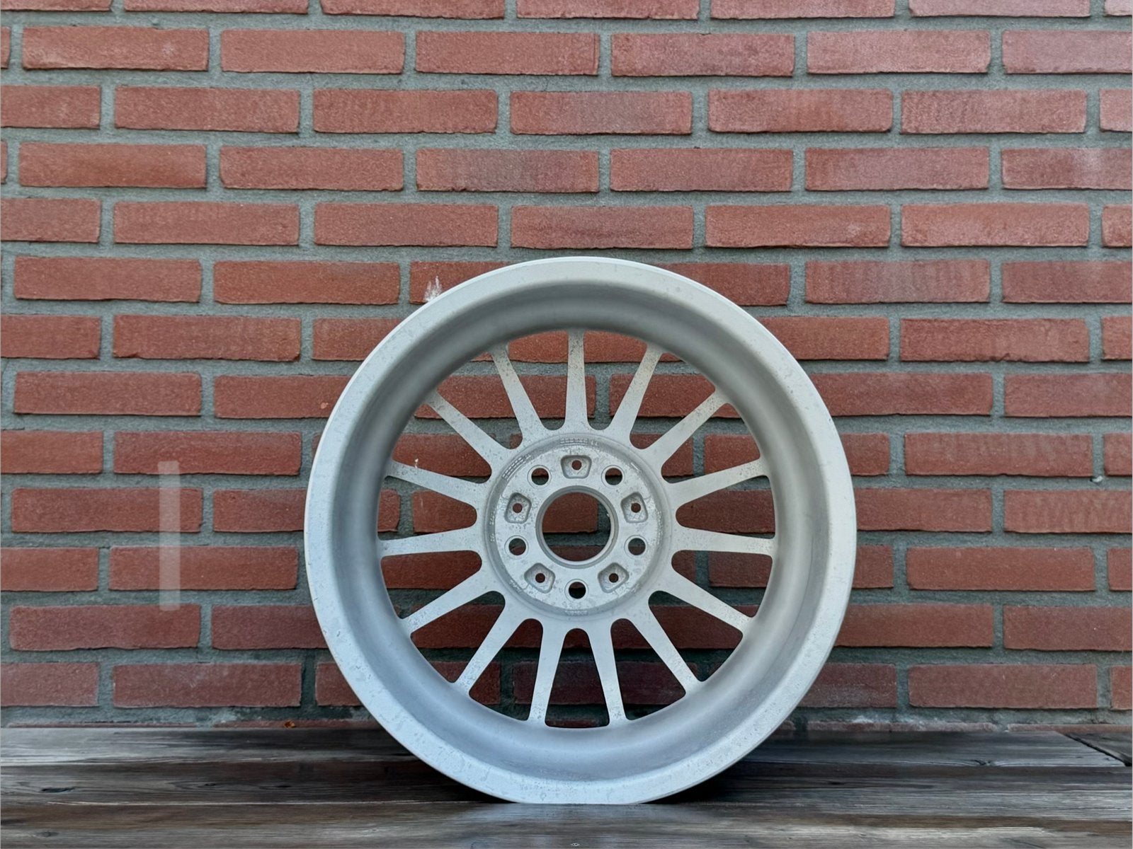Foto 5 van Originele BMW 17 inch style 32 velgen