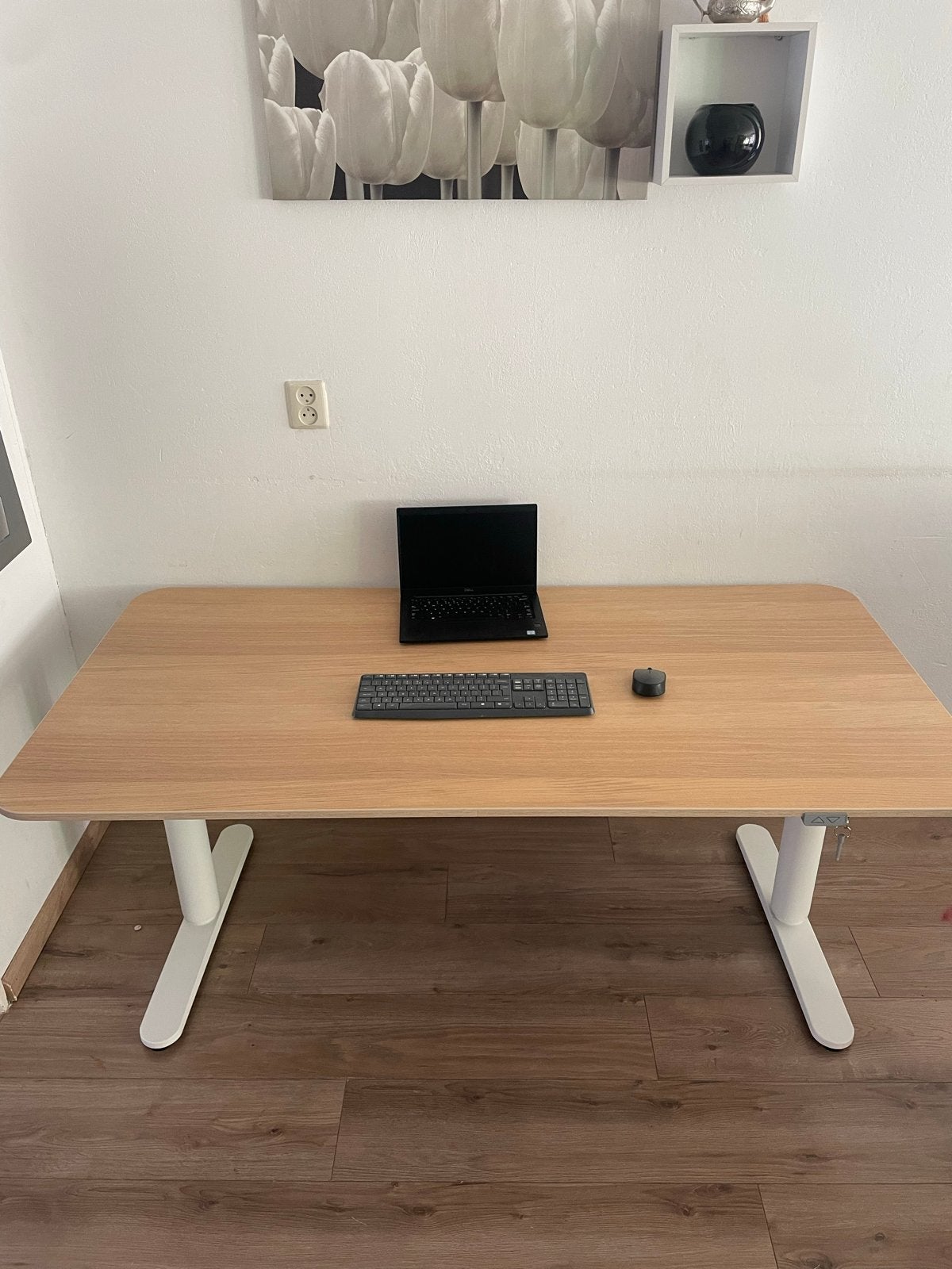 IKEA Bekant Elektrisch zit/sta bureau Eikenlook blad 160 80, Huis en Inrichting, Ophalen, Zit-sta bureau, Elektrisch, Hout