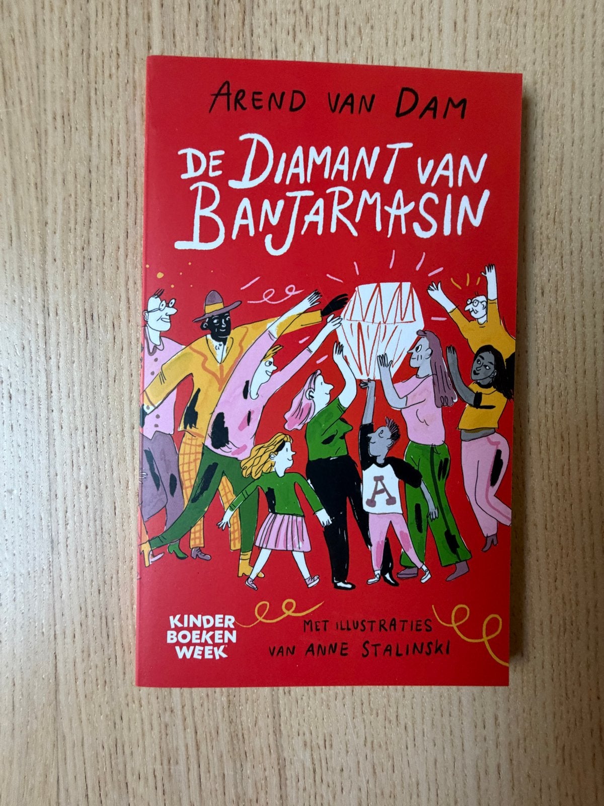 De Diamant van Banjarmasin - Kinderboekenweekgeschenk, Boeken, Ophalen of Verzenden, Zo goed als nieuw