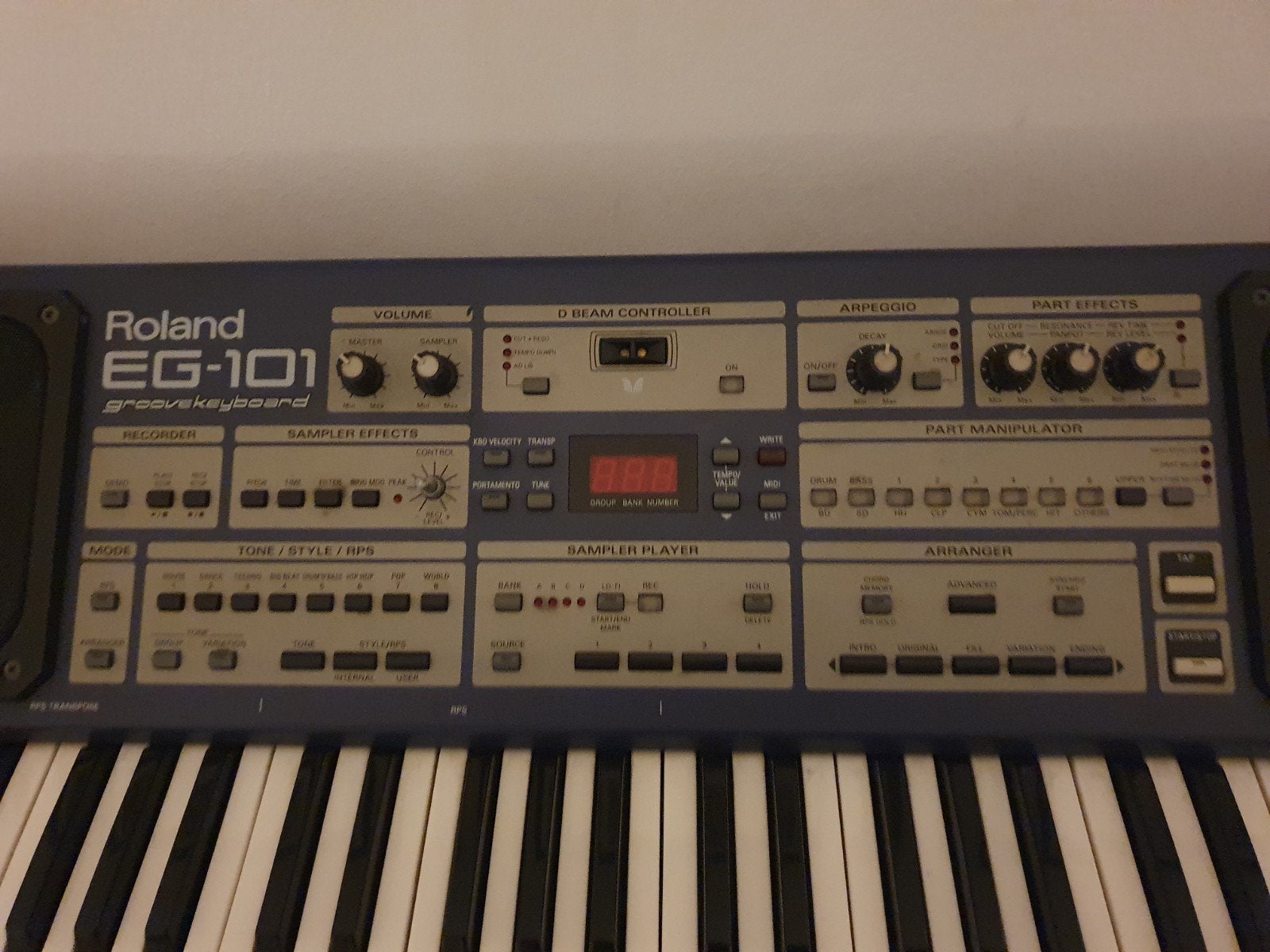 Roland EG-101 Groove Keyboard – vintage 90's – werkt goed, Muziek en Instrumenten, Ophalen of Verzenden, Gebruikt, Roland