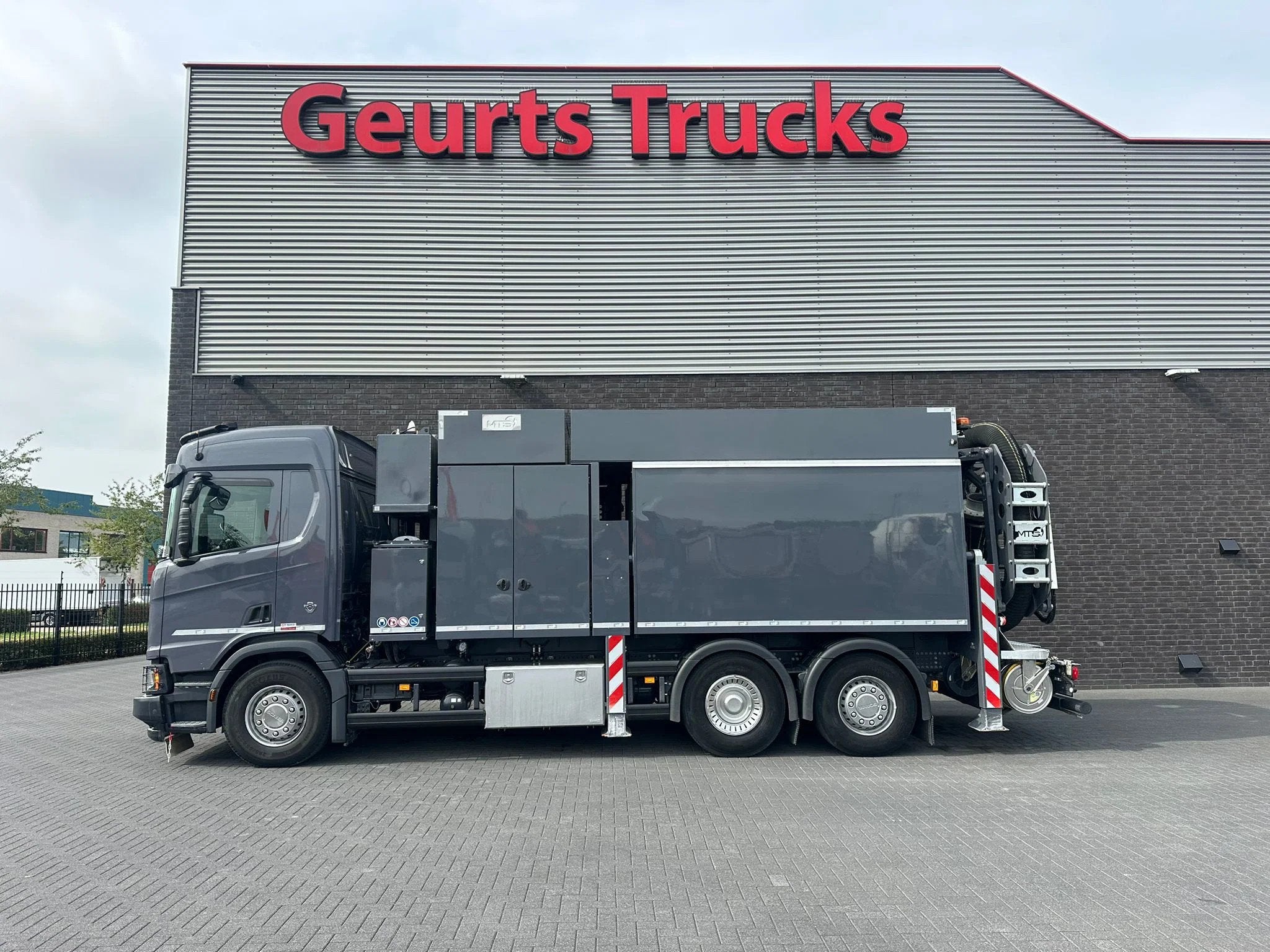 Scania R530 V8 NGS XT 6X2 MTS DINO 8 M3 SAUGBAGGER/GRONDZUIG, Automaat, Euro 6, Scania, Bedrijf