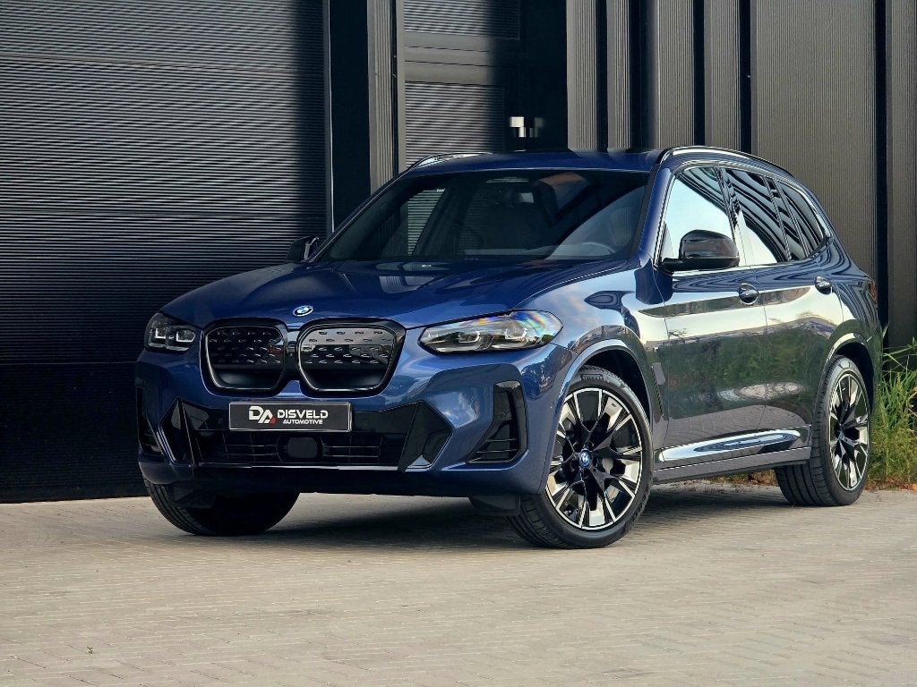 BMW iX3 Impressive | M Sport Pro | PANO  | HK | Trekhaak, Automaat, 34 min, Achterwielaandrijving, Blauw
