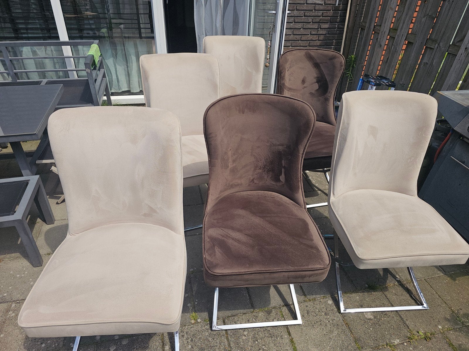 6 Erik Kuster velvet stoelen beige/taupe met zilveren poten, Huis en Inrichting, Stoelen, Ophalen, Gebruikt, Overige kleuren, Erik Kuster