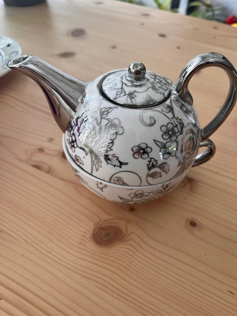 Tea for one, Ophalen, Zo goed als nieuw, Overige stijlen, Kop(pen) en/of Schotel(s)