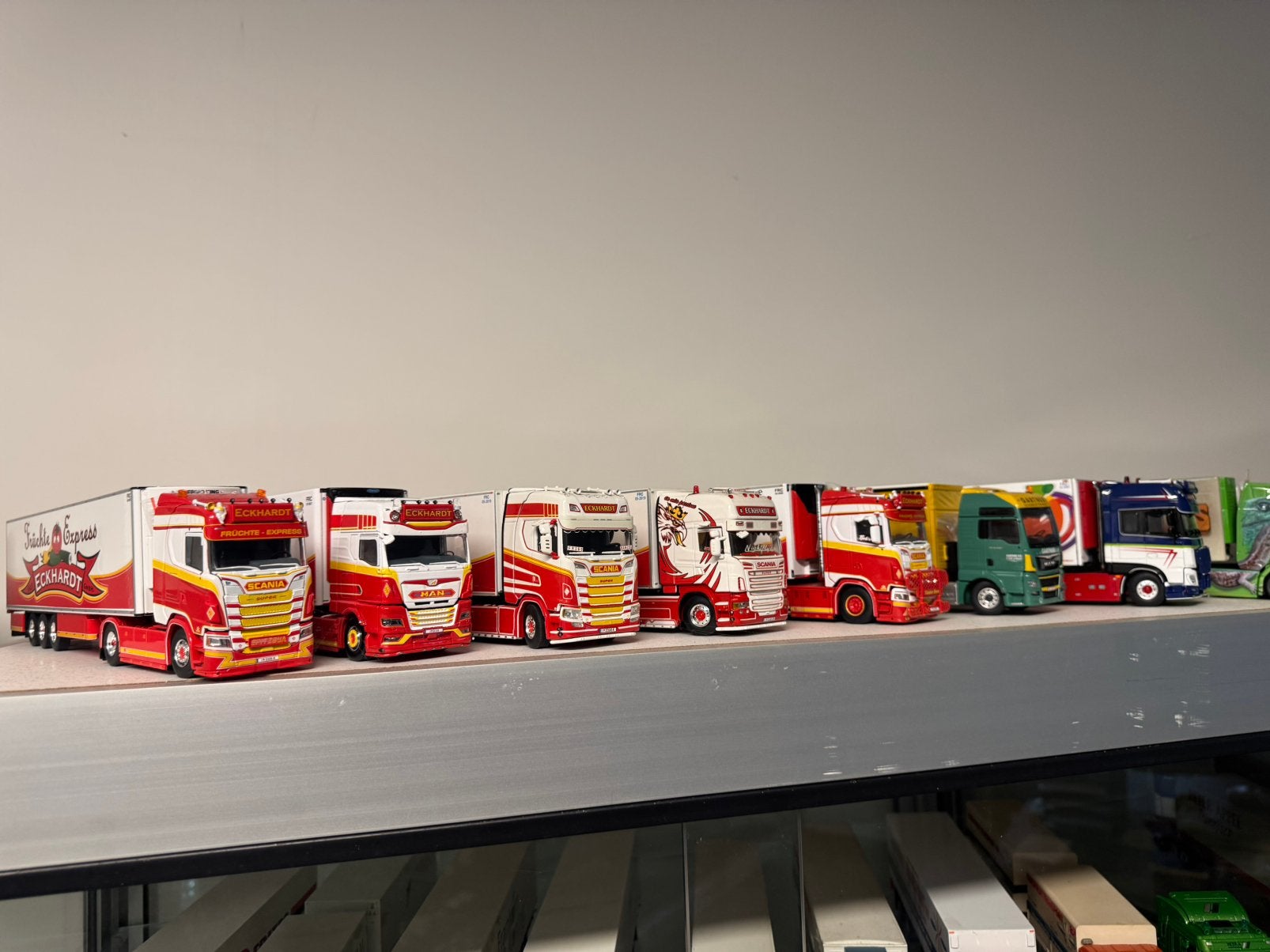 Grote collectie miniaturen tekno wsi cavallino goed lezen😎, Ophalen, Bus of Vrachtwagen