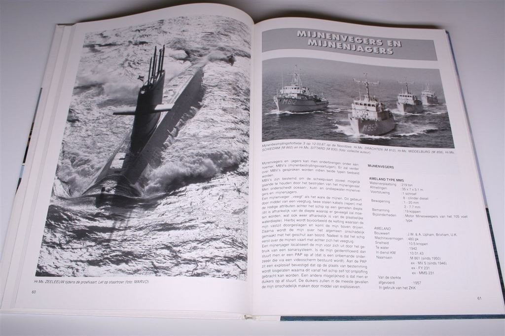 Schepen Koninklijke Marine [1945-heden] Veel foto\'s — Boek, Verzamelen, Scheepvaart, N.v.t., N.v.t., Ophalen of Verzenden, Zo goed als nieuw