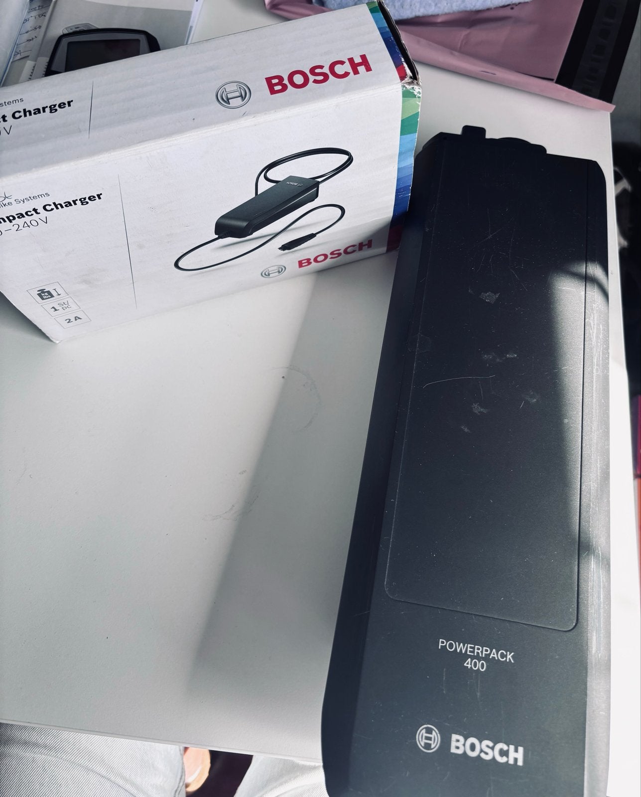 Bosch PowerPack 400 accu met compacte lader, Fietsen en Brommers, Fietsaccessoires | Fietsaccu's, Ophalen, Gebruikt