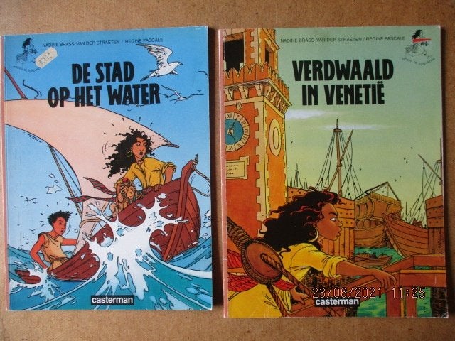 adv3649 nadine brass, Boeken, Stripboeken, Gelezen, Eén stripboek, Ophalen