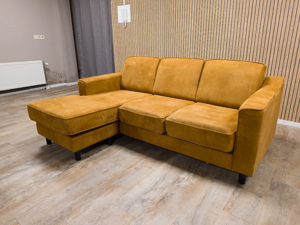 ZGAN Kleine Cognac Hoekbank, Huis en Inrichting, Banken | Bankstellen, Info@banxtel.nl, 3194DC, 150 tot 200 cm, Hoekbank