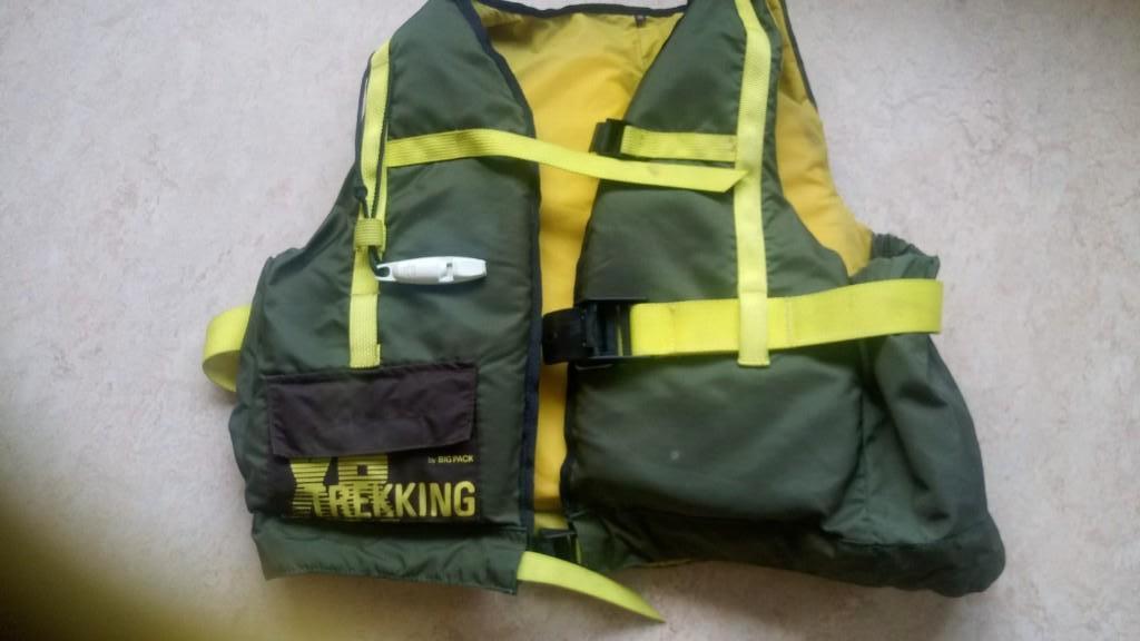 2x reddingsvest/helm voor raften / canyoning te Den Haag, Watersport en Boten, Zo goed als nieuw, Dame of Heer, Reddingsvest of Zwemvest