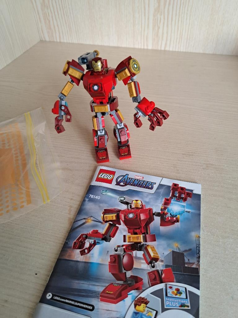 Lego 76140 Iron Man Mech, Ophalen of Verzenden, Zo goed als nieuw, Complete set, Lego