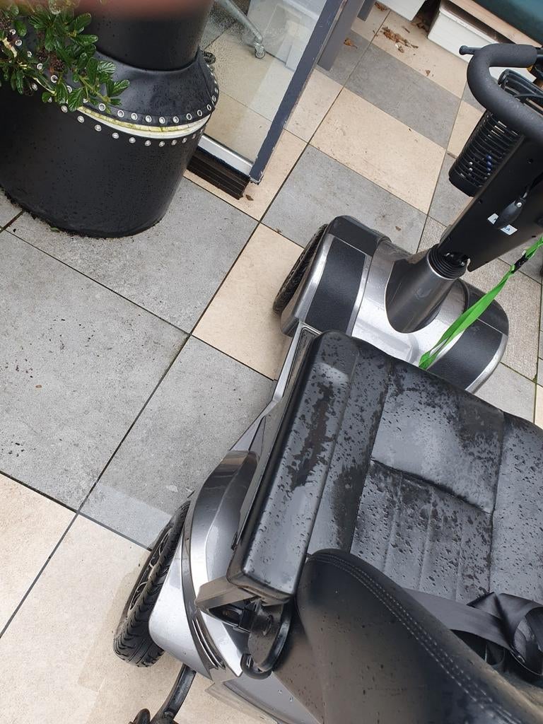 Gebruikte vierwiel scootmobiel, Diversen, Brommobielen en Scootmobielen, Ophalen, Gebruikt, 16 km/u of meer
