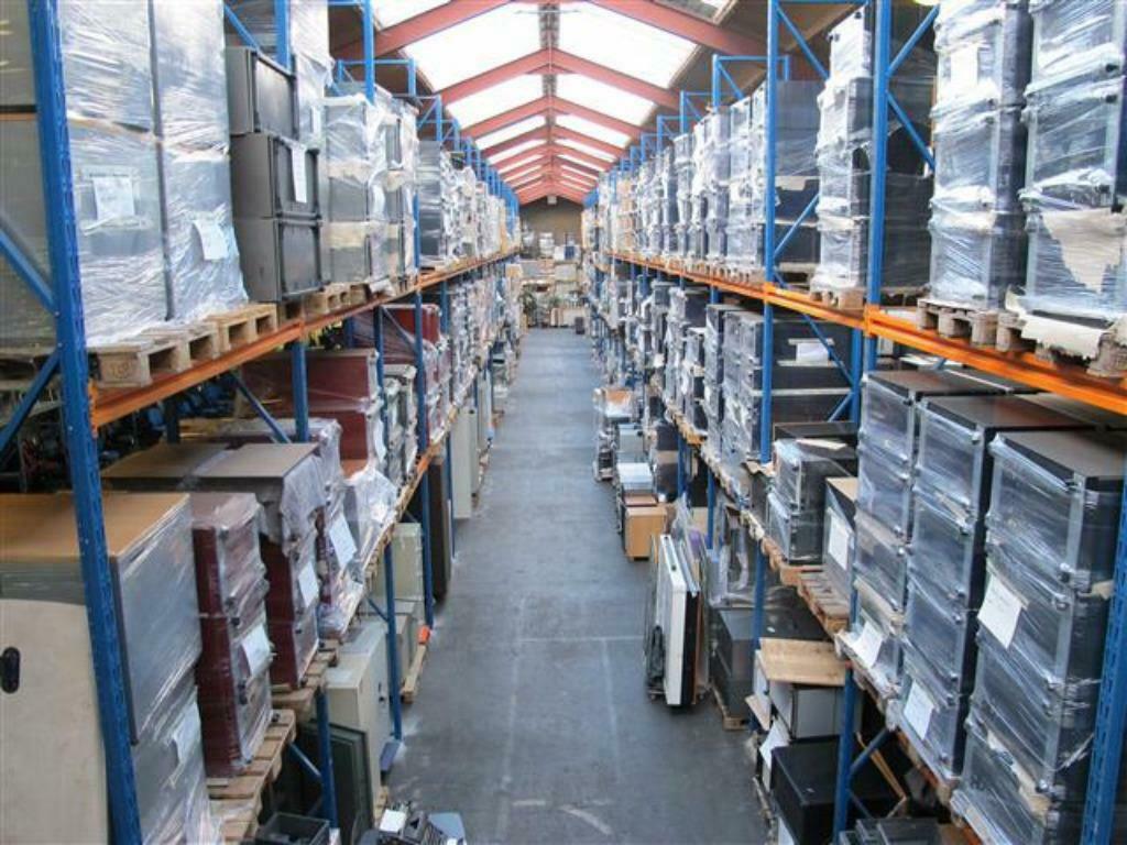 Madeko kasten-outlet 2000 nieuwe / gebruikte kasten, Ophalen, Kast
