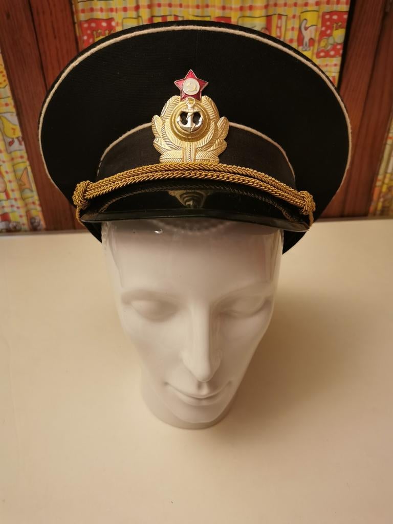 Kepie Russich officier, Ophalen of Verzenden, Marine, Nederland, Embleem of Badge