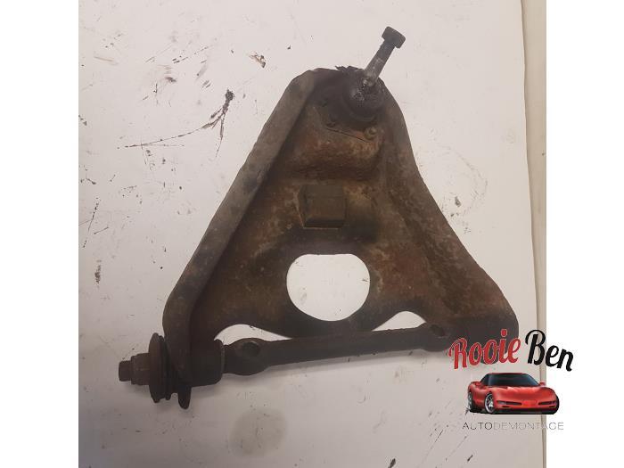 Draagarm Boven links-voor van een Chevrolet Astro, Gebruikt, -, Ophalen of Verzenden, -