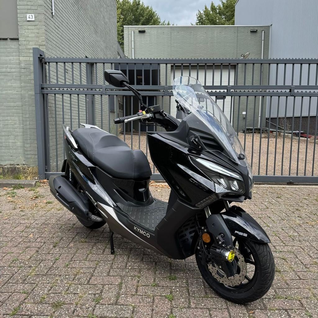 *VERKOCHT* KYMCO X-TOWN 300I - Als nieuw - 587km !, Scooter, 276 cc, Kymco, Bedrijf