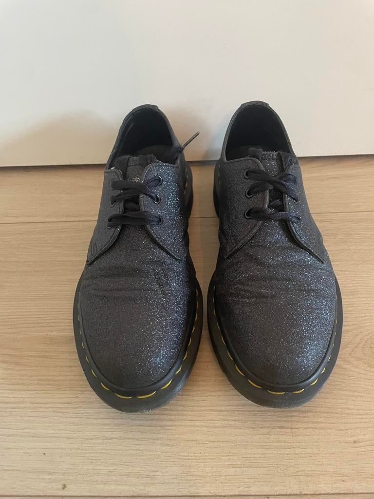 Glitter Dr Martens 38, Kleding | Dames, Schoenen, Ophalen of Verzenden, Zo goed als nieuw, Zwart