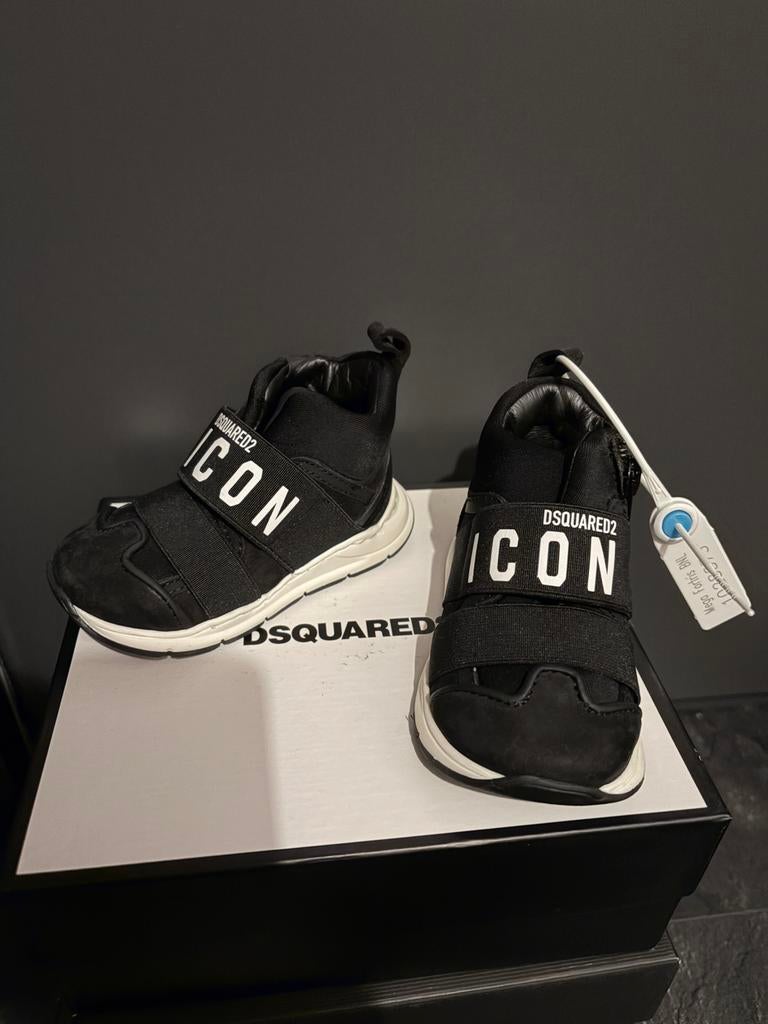 Dsquared2 baby schoen maat 19, Ophalen, Zo goed als nieuw, Jongetje of Meisje, Schoentjes