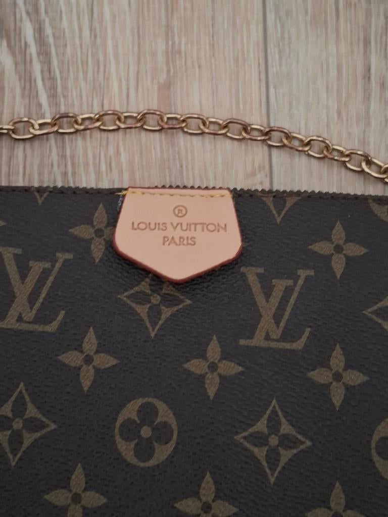 Louis Vuitton Pochette Accessoires - Bruin, Sieraden, Tassen en Uiterlijk, Tassen | Damestassen, Ophalen of Verzenden, Gebruikt