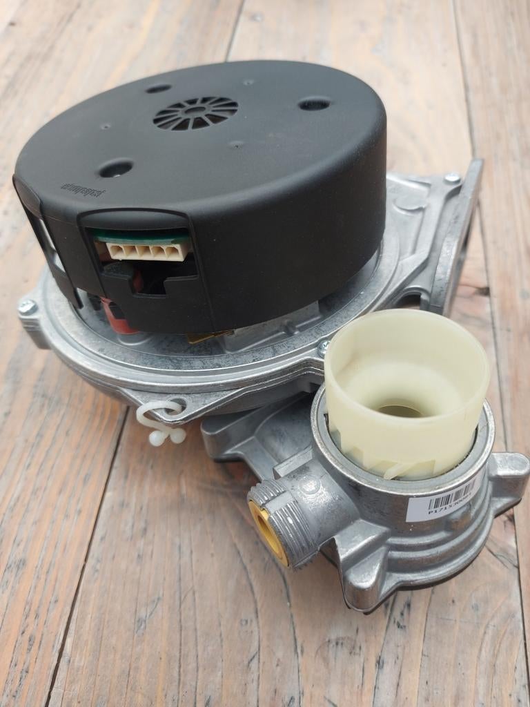 Atag I36C ventilator S4858400 inclusief venturi, Ophalen of Verzenden, Zo goed als nieuw