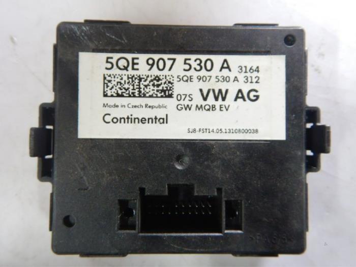 Gateway module Volkswagen Golf (22738645), Auto-onderdelen, Elektronica en Kabels, Gebruikt, Ophalen of Verzenden