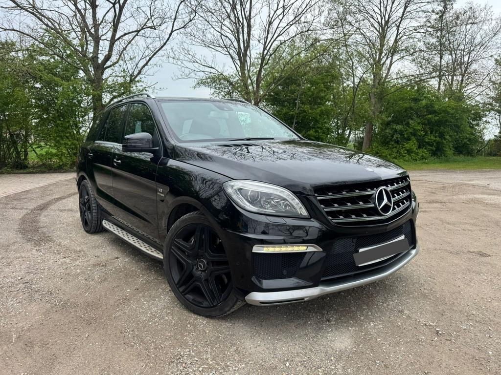 Mercedes benz ML 63 amg  rechtsgestuurd engels kenteken!, Zwart, Leder, Bedrijf, Vierwielaandrijving
