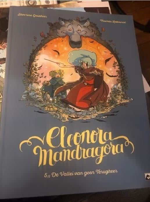 de vallei van geen terugkeer eleonora mandragora b4, Boeken, Meerdere stripboeken, Ophalen of Verzenden, Zo goed als nieuw