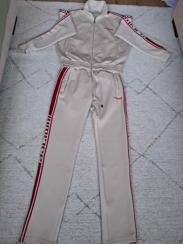Beige Lumière Trainingspak met Rode Strepen – Heren XS, Ophalen of Verzenden, Zo goed als nieuw, Maat 34 (XS) of kleiner, Beige