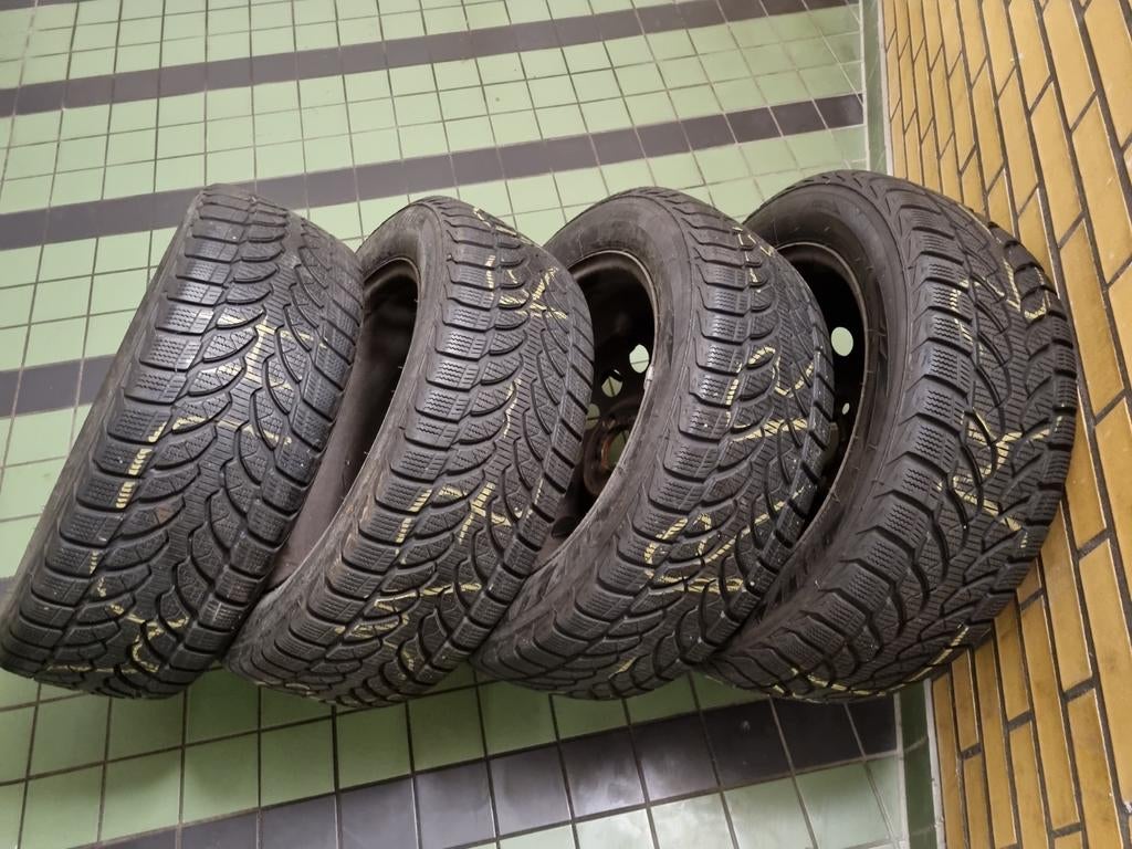 Nieuwe banden 205/55R16, Auto-onderdelen, Banden en Velgen, 16 inch, Nieuw, All Season, Band(en)