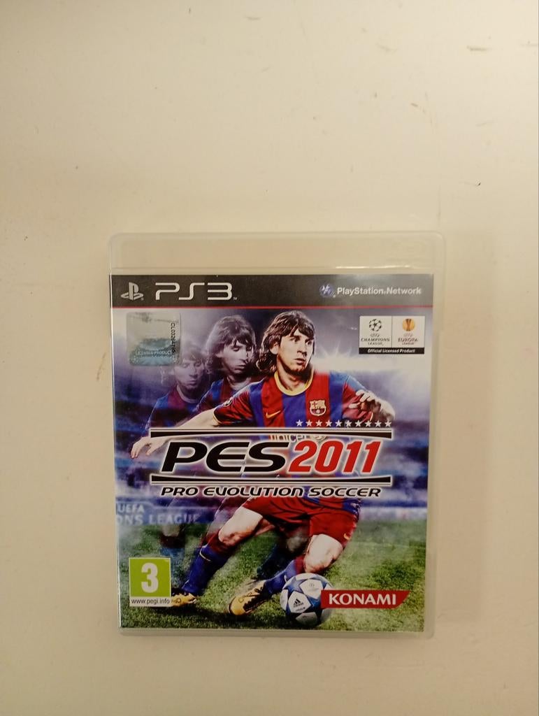 Pro Evolution Soccer 2011, Ophalen of Verzenden, Zo goed als nieuw, Sport, 3 spelers of meer