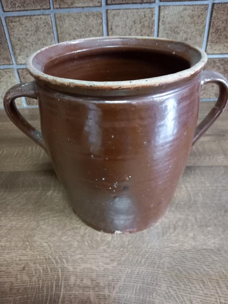 Geglazuurde bruine Keulse pot., Ophalen
