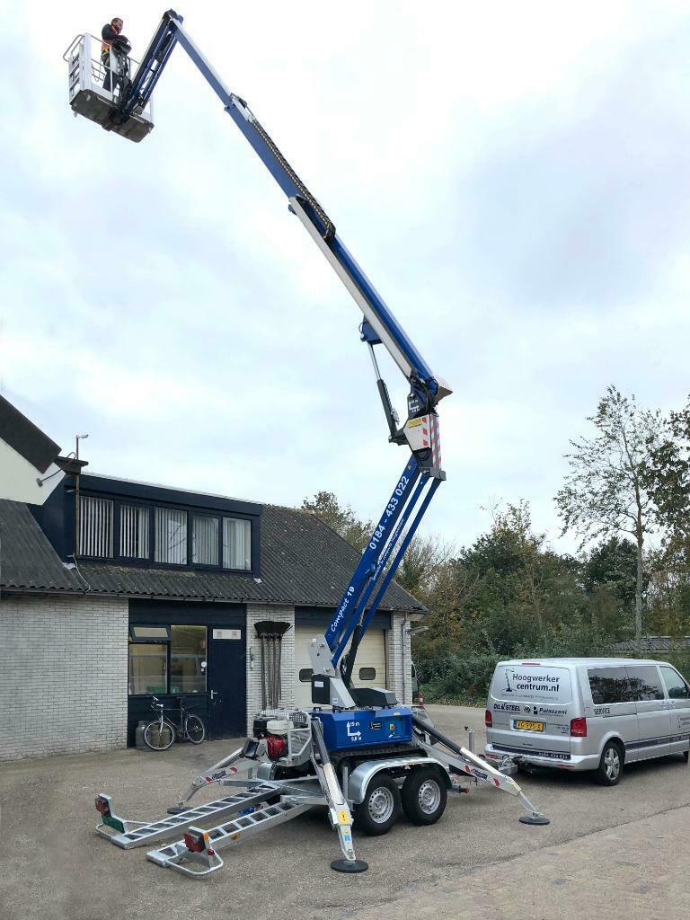 19 meter spinrupshoogwerker, Compact 19 (ook als E-powered), Ophalen