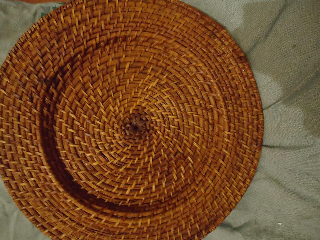 Rieten onderborden  rond 28 cm (3 stuks), Gebruikt, Schaal, Rond, Ophalen of Verzenden