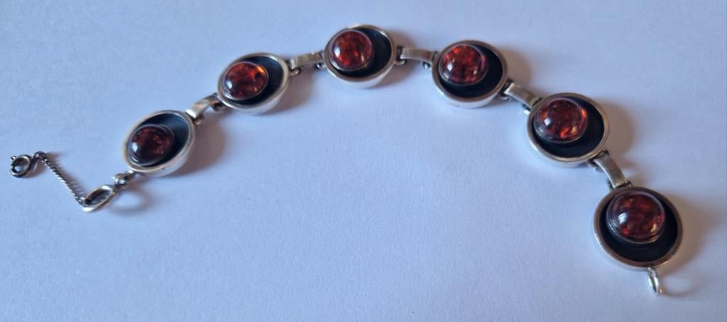 Koopje! Zilveren desiign armband met barnsteen,incl verzende, Verzenden, Zo goed als nieuw, Zilver, Zilver
